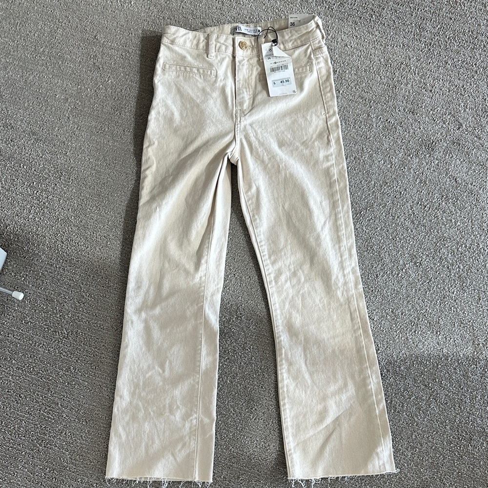 Zara Beige jeans